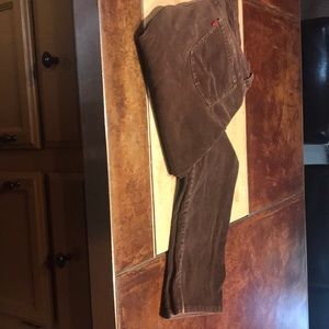 Levi’s Mid-rise Straight Leg Cords